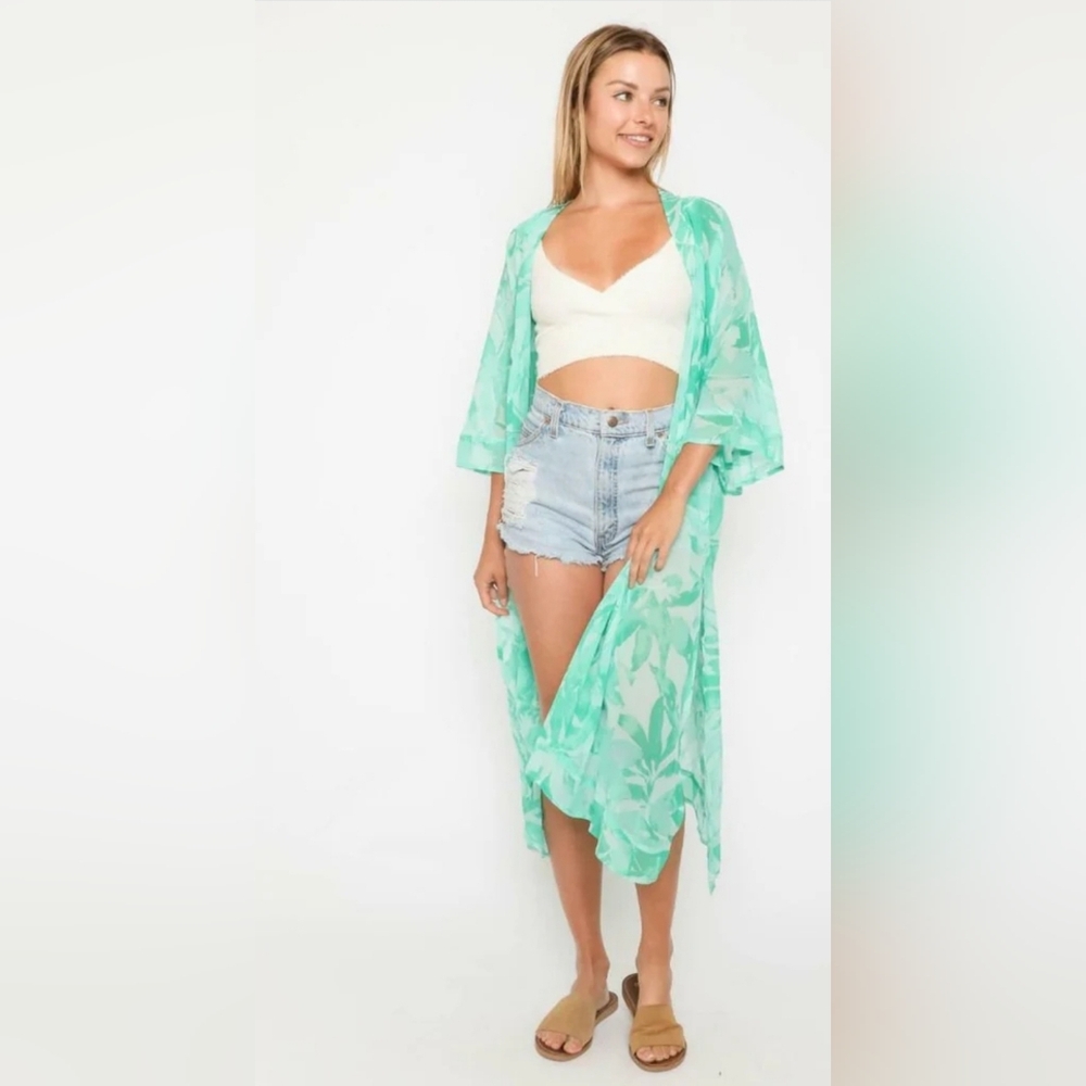 Olivaceous Daydream Lightweight Woven Rayon Kimono